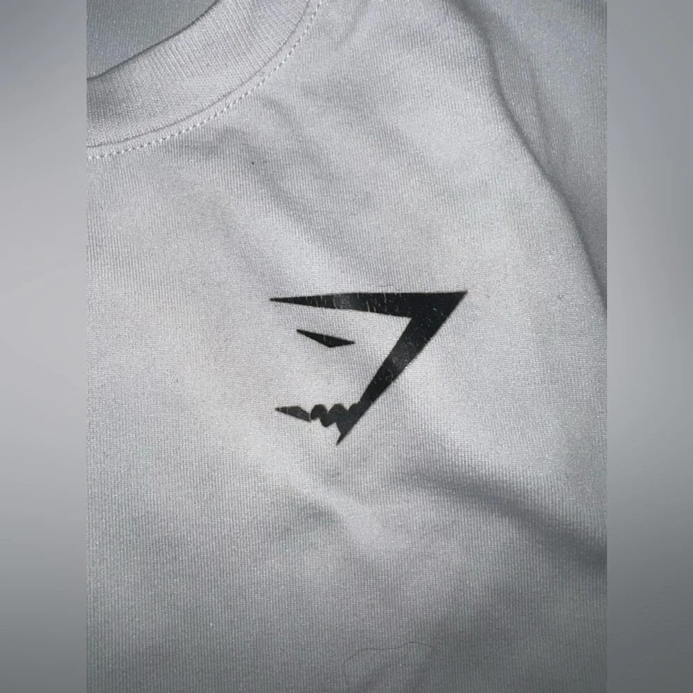 Gymshark Sz Med men’s Short sleeve - Picture 2 of 4